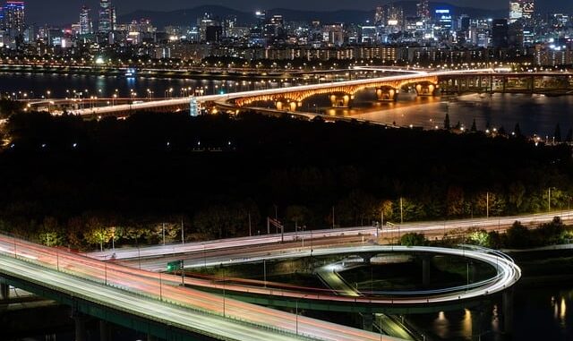 36. Yeniceköy'de Gece Hayatı ve Eğlence Mekanları