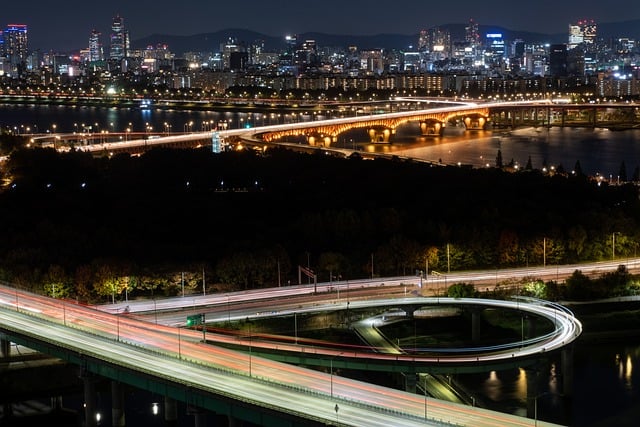 36. Yeniceköy'de Gece Hayatı ve Eğlence Mekanları